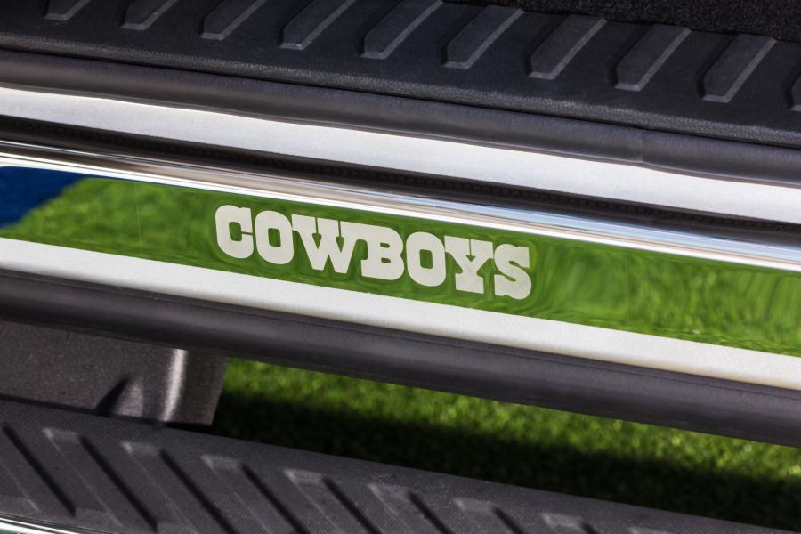 Логотип Ford F-150 Dallas Cowboys 2016 года  (фото 5 из 5)